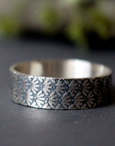 Ineko, Japanese flower ring in sterling silver