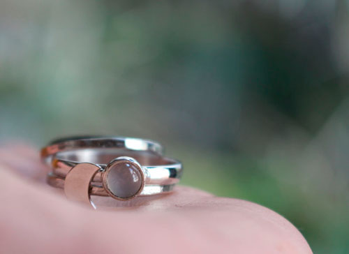 Journey to the moon, stackable ring in silver and moonstone