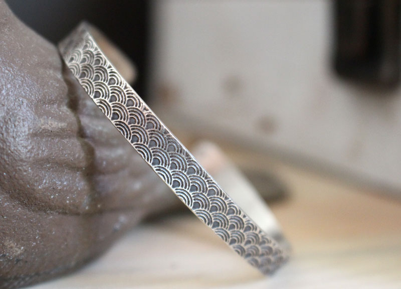 Kaito, Japanese seigaiha waves bracelet in sterling silver