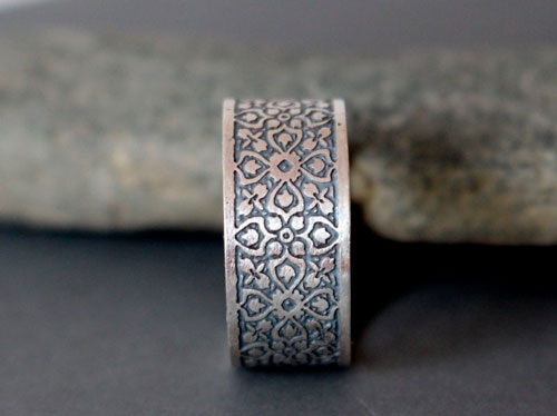 Keystone, Gothic Medieval ring in sterling silver