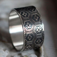 Kikko, Japanese turtle scale ring in sterling silver