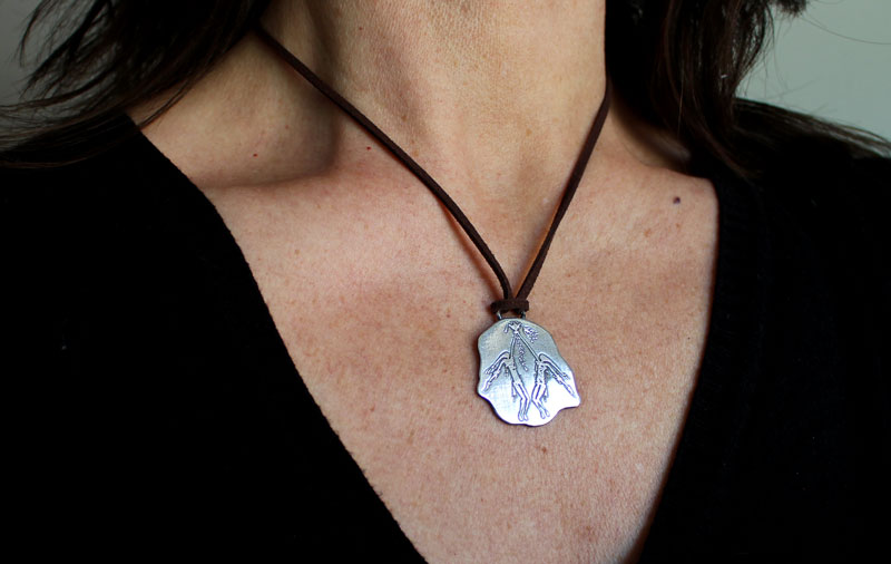 Kiro Kiro aboriginal ritual, australian rock art necklace in silver