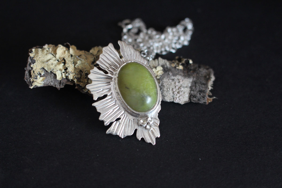 Lichen aventurine, symbiote necklace in silver and aventurine