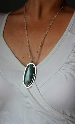 Love gives roots, romantic quote necklace in silver and moss agate