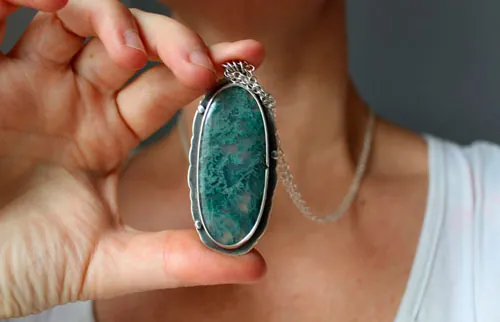 Love gives roots, romantic quote necklace in silver and moss agate