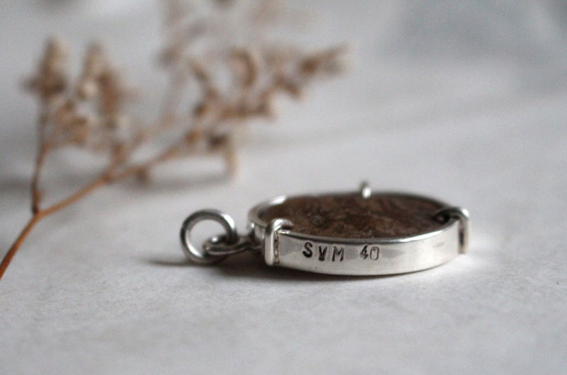 Lyobaa, romance from Oaxaca pendant in silver and ceramic