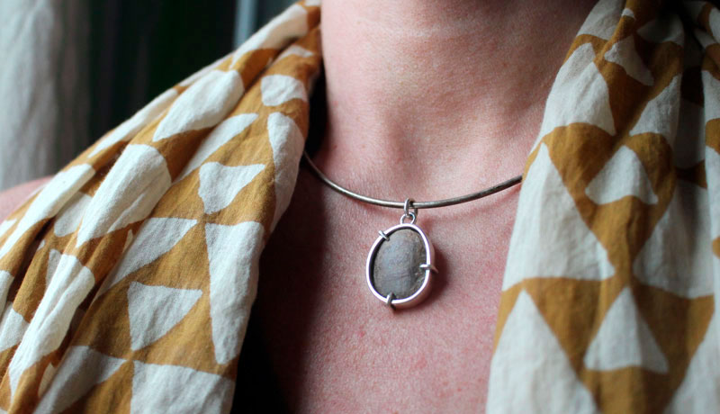 Lyobaa, romance from Oaxaca pendant in silver and ceramic