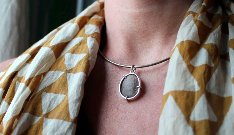 Lyobaa, romance from Oaxaca pendant in silver and ceramic