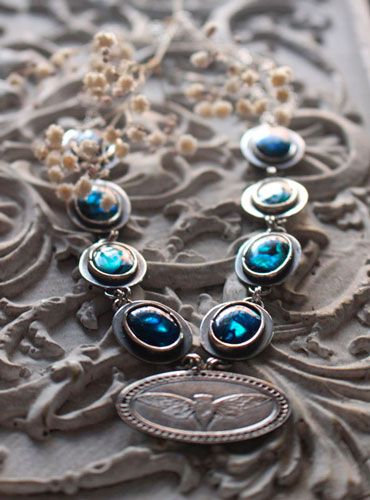 Lysandra, Maori butterfly necklace in silver and paua