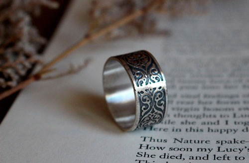 Leaf arabesques, scroll baroque ring in sterling silver