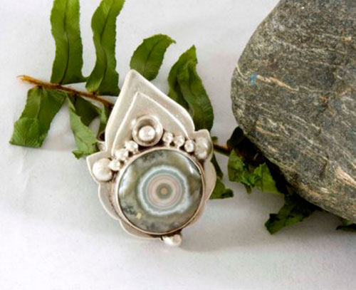 Mahila, Indian third eye ring in silver and ocean jasper