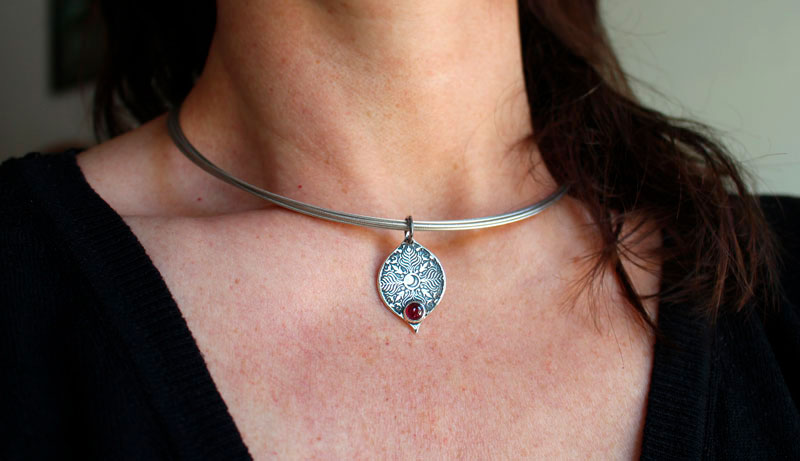 Mama Quilla, Inca birthstone pendant in silver and ruby