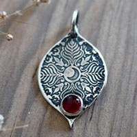 Mama Quilla, Inca birthstone pendant in silver and ruby