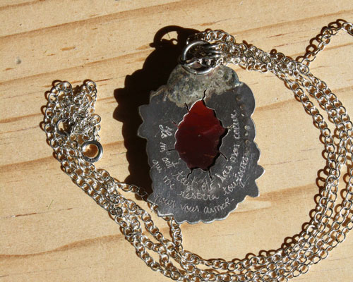 Marie-Antoinette, baroque flower cameo necklace in silver and mookaite jasper