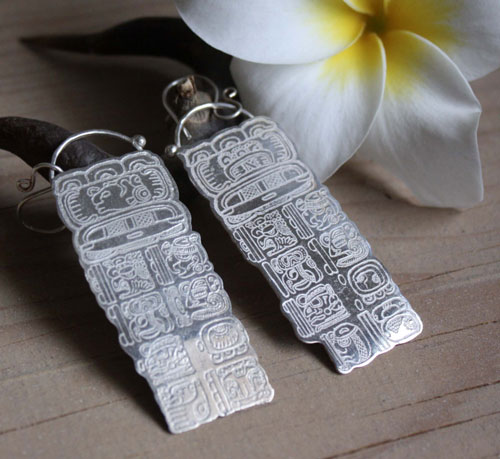 Long count earring maya