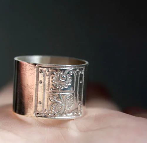 Medieval illumination, Middle Ages illumination ring in sterling silver