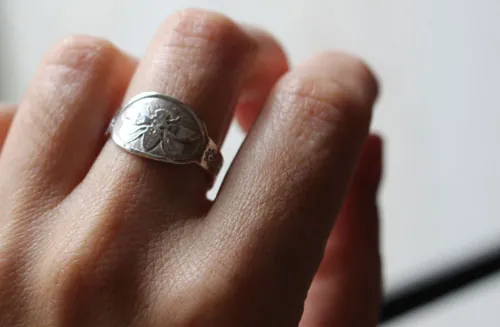 Melissa, bee ring in sterling silver