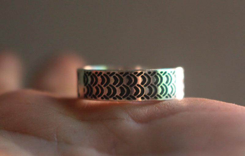 Mélusine, serpent scale ring in sterling silver
