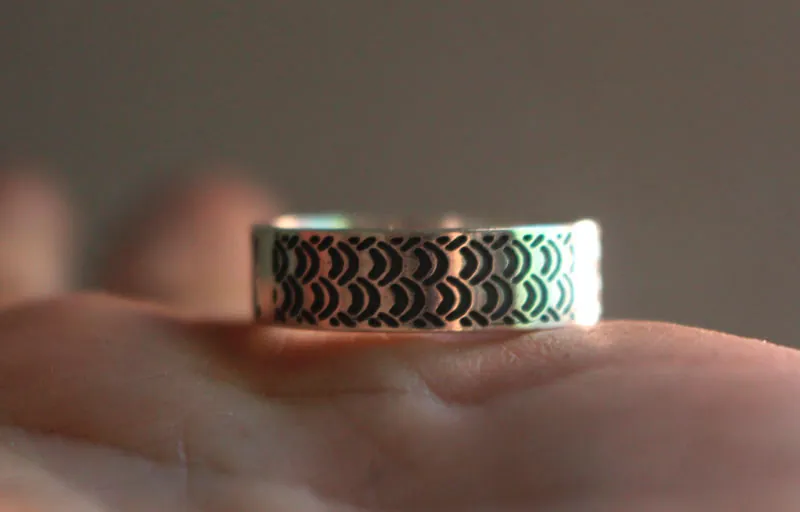Mélusine, serpent scale ring in sterling silver