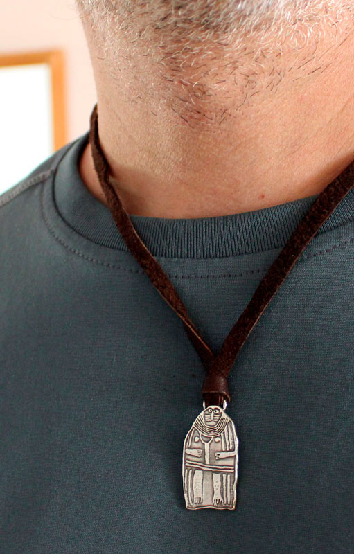 Menhir of the lady of Saint-Sernin, Neolithic female stele necklace in silver