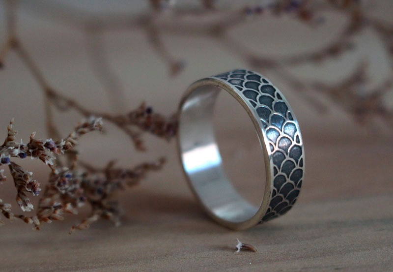 Mermaid, fish scale ring in sterling silver