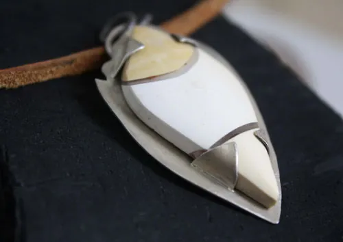 Metaphysical, mystery of nature pendant in silver and breccia mookaite jasper