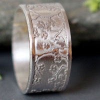Misaki, Japanese cherry blossom branch ring in silver