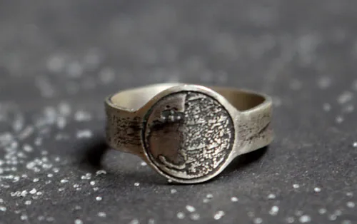 Moon phase, customizable lunar ring in sterling silver