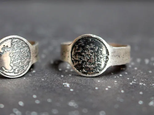 Moon phase, customizable lunar ring in sterling silver