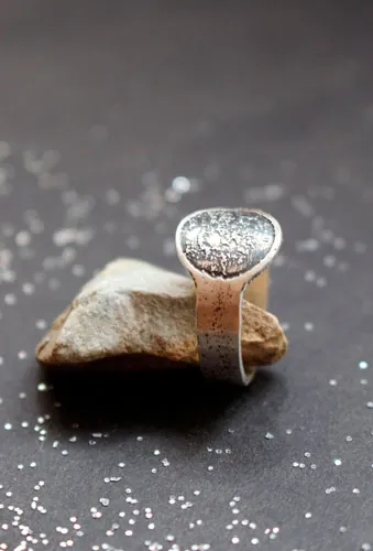 Moon phase, customizable lunar ring in sterling silver