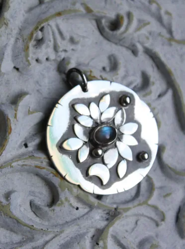 Moonlight water lily, romantic night pendant in silver and labradorite