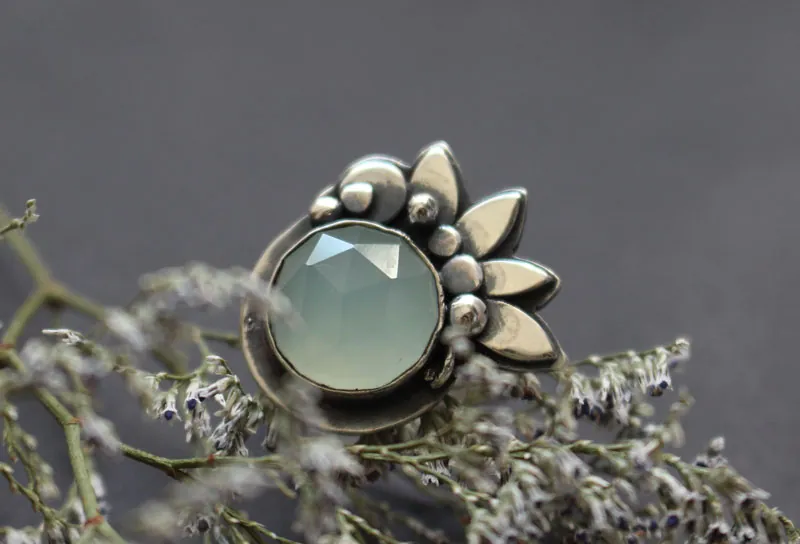 Moonlight water lily, lotus ring in silver and chalcedony