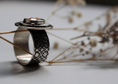 Morning dew, nature’s awakening ring in silver and pink sapphire