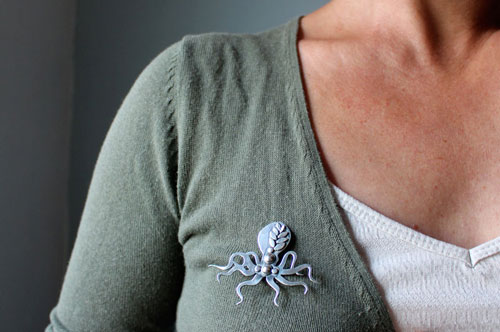 Mr. Octopus, elegant octopus brooch in sterling silver