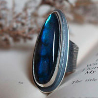 My heart is engraved in your bark, fidelity ring in silver and labradorite