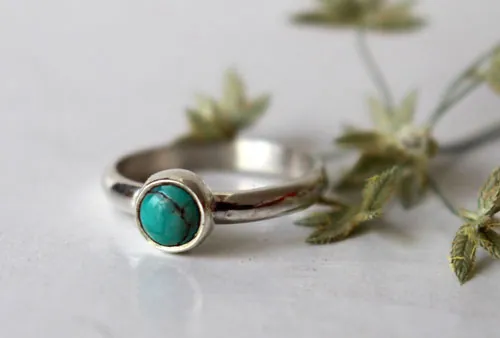 Myosotis, blue flower ring in sterling silver and turquoise