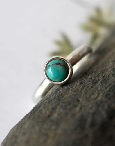 Myosotis, blue flower ring in sterling silver and turquoise