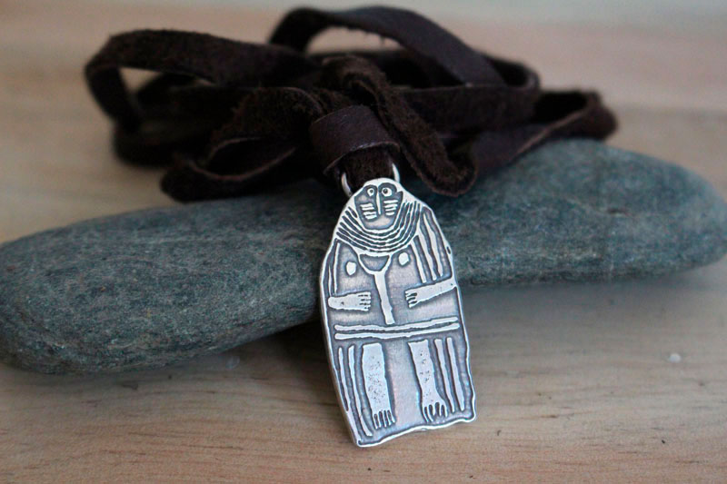 Menhir of the lady of Saint Sernin, Neolithic female stele necklace in sterling silver 