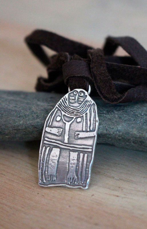 Menhir of the lady of Saint Sernin, Neolithic female stele necklace in sterling silver 