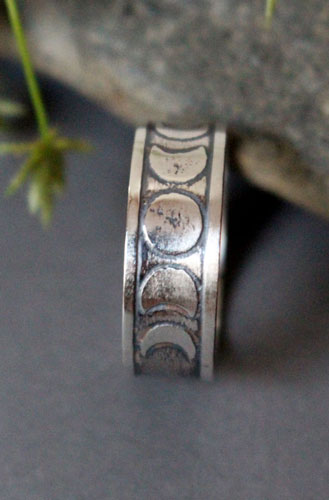 Moon phases, nocturnal star ring in sterling silver