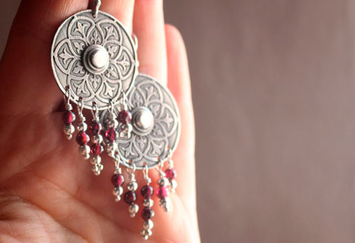 Murmur of the shield, medieval earrings in sterling silver and garnets