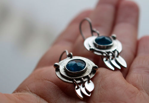 Nova Apatite, astronomy earrings in silver and blue apatite