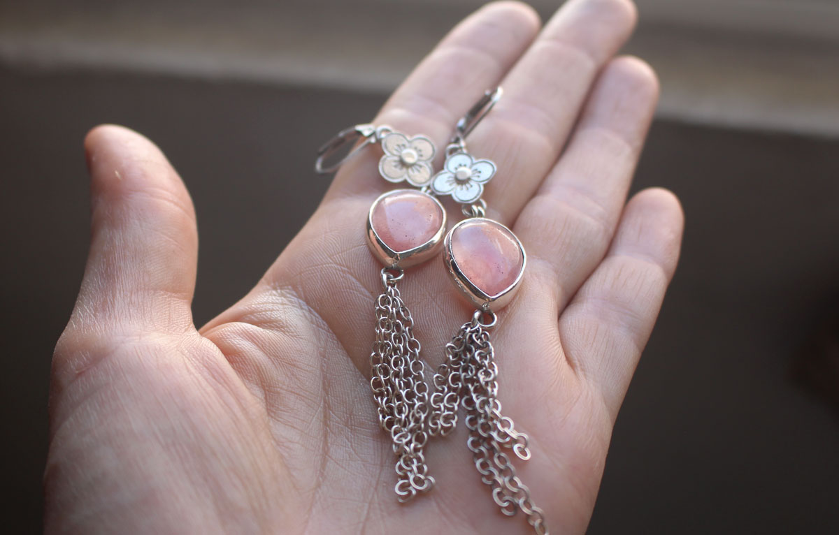 O-Hanami, cherry blossom earrings in silver and pink quartz