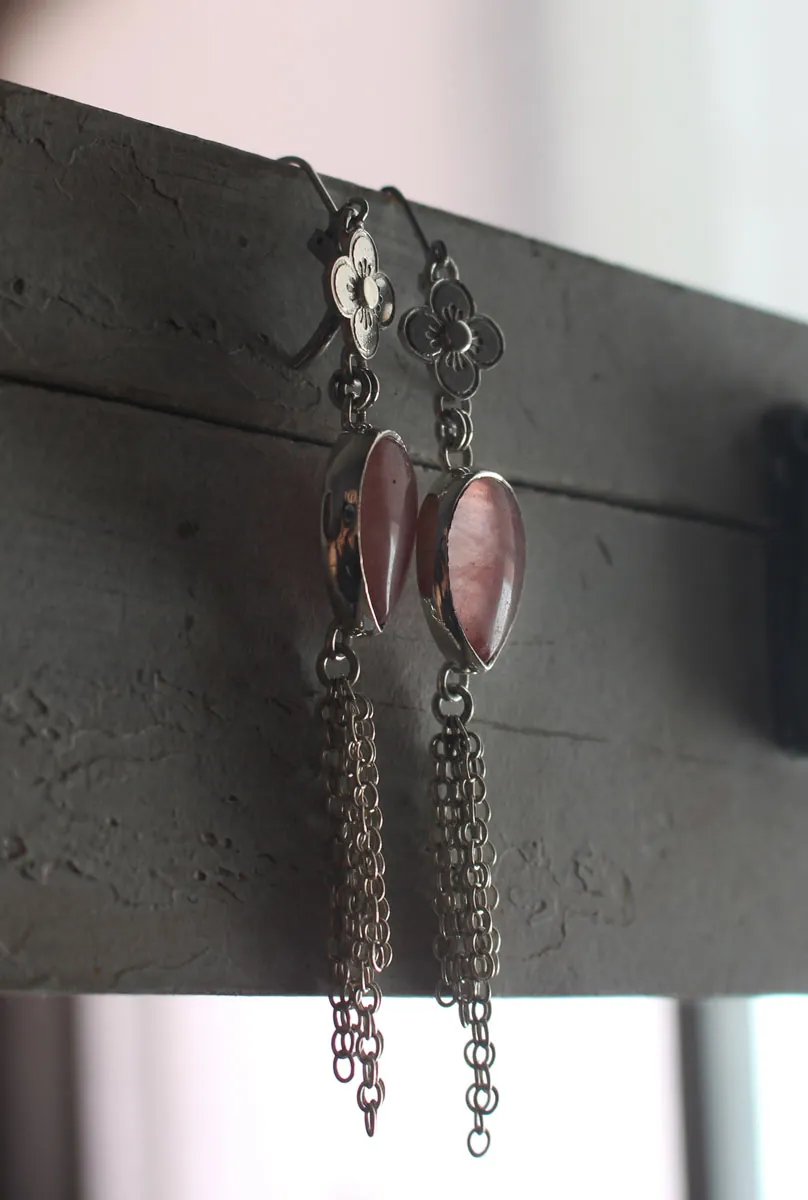 O-Hanami, cherry blossom earrings in silver and rose quartz