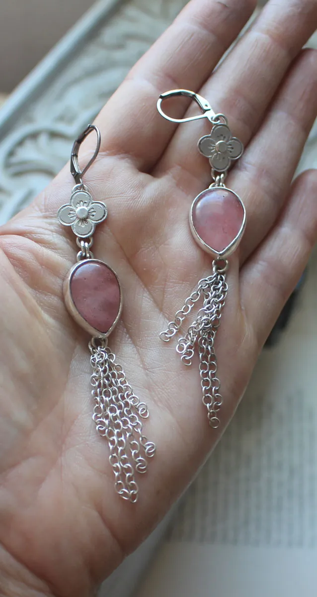 O-Hanami, cherry blossom earrings in silver and rose quartz