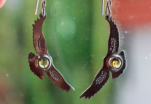 Ode to the sun, Native American eagle earrings in silver and yellow zircon