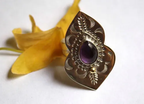 Oditi, oriental sunrise ring in silver, brass and amethyst