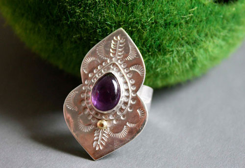 Oditi, oriental sunrise ring in silver, brass and amethyst