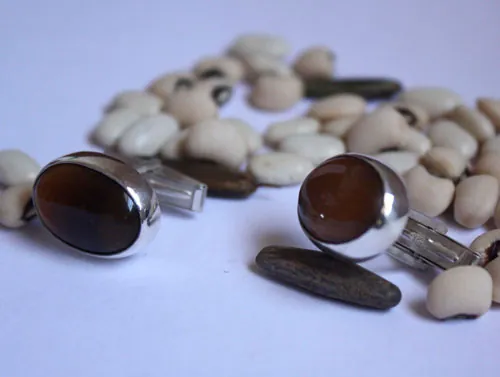 Ojo de León, animal eye cufflinks in sterling silver and Tiger’s Eye