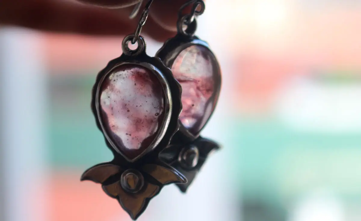 Oriental lily, flower earrings in silver and strawberry quartz